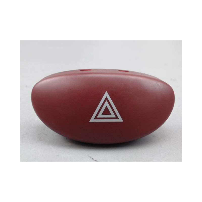 BOUTON DE WARNING PEUGEOT 206
