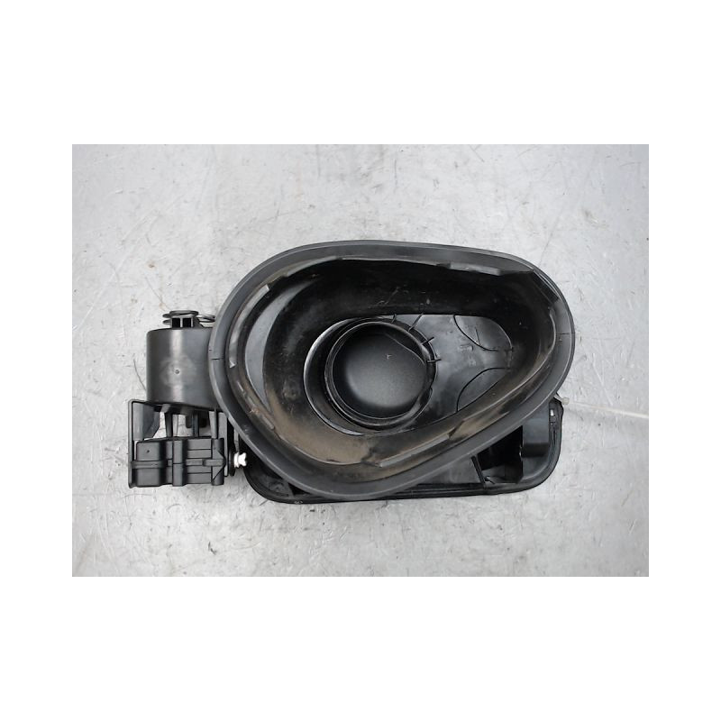 VOLET DE TRAPPE CARBURANT B.M.W. SERIE 4