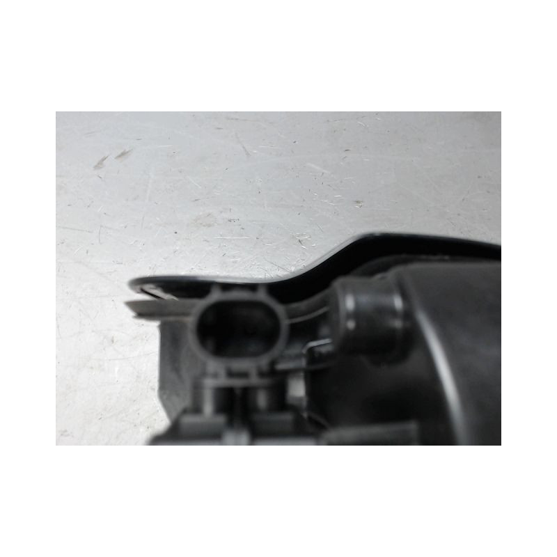 VOLET DE TRAPPE CARBURANT B.M.W. SERIE 4