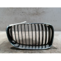 GRILLE CALANDRE DROIT BMW SERIE 1