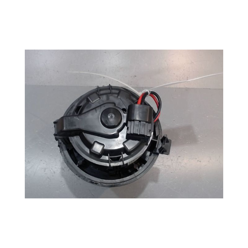 MOTEUR VENTILATEUR CHAUFFAGE PEUGEOT 208