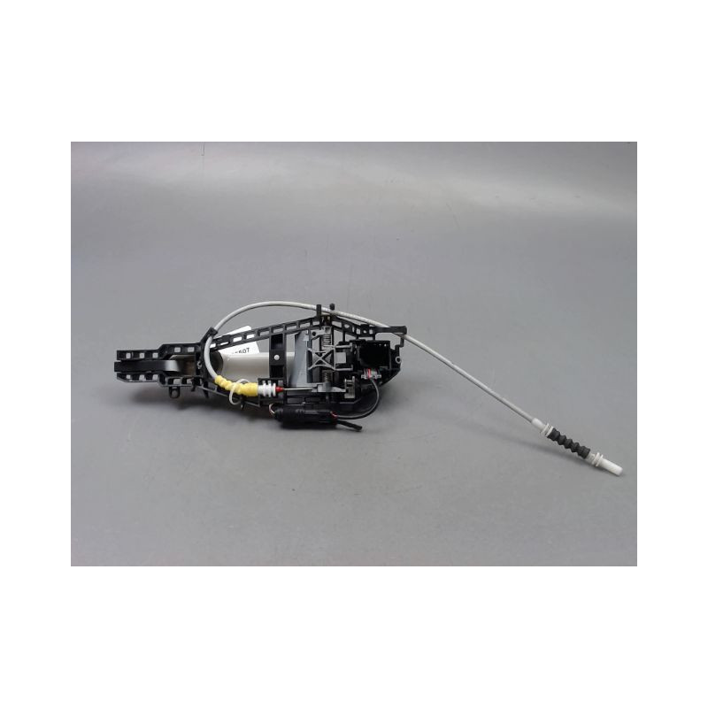 POIGNEE EXTERIEURE PORTE AVANT DROIT BMW SERIE 1