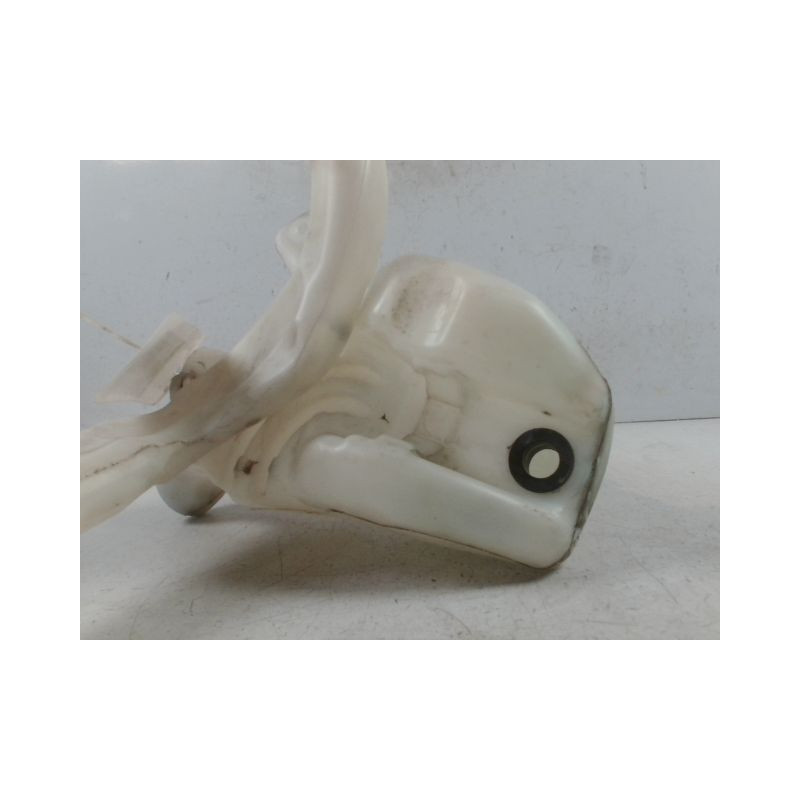 RESERVOIR LAVE-GLACE AVANT PEUGEOT 2008