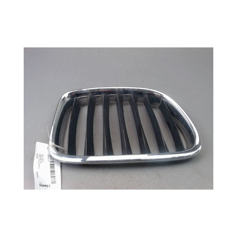 GRILLE CALANDRE DROIT BMW X1