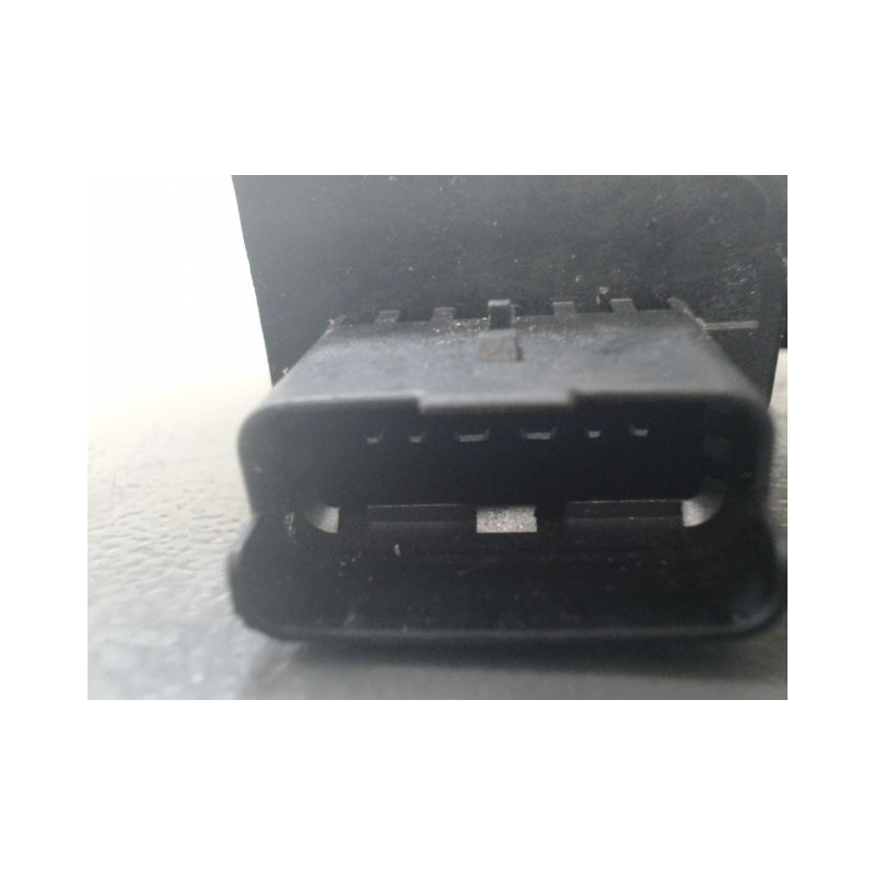 MECANISME+MOTEUR LEVE-GLACE ARRIERE GAUCHE PEUGEOT 2008 Phase 1 2013-...