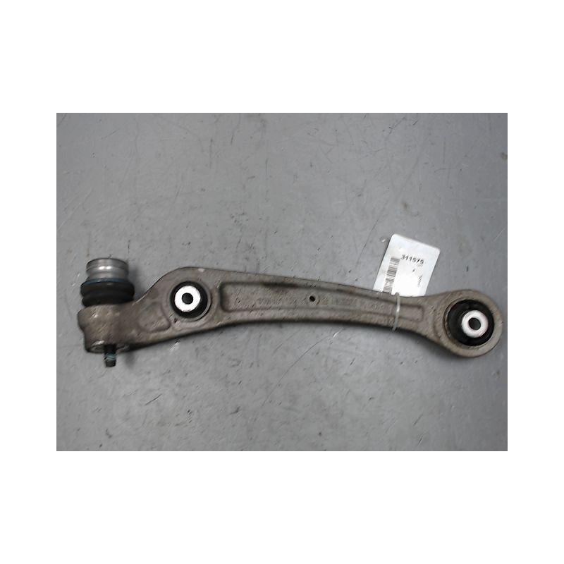 TRIANGLE INFERIEUR AVANT GAUCHE AUDI A4 2008-