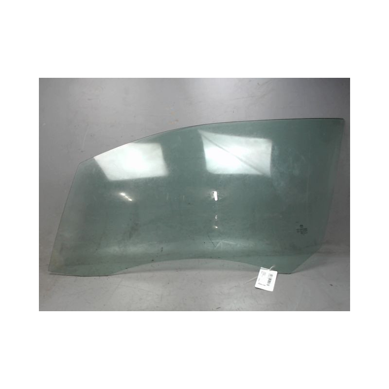 GLACE PORTE AVG PEUGEOT 208