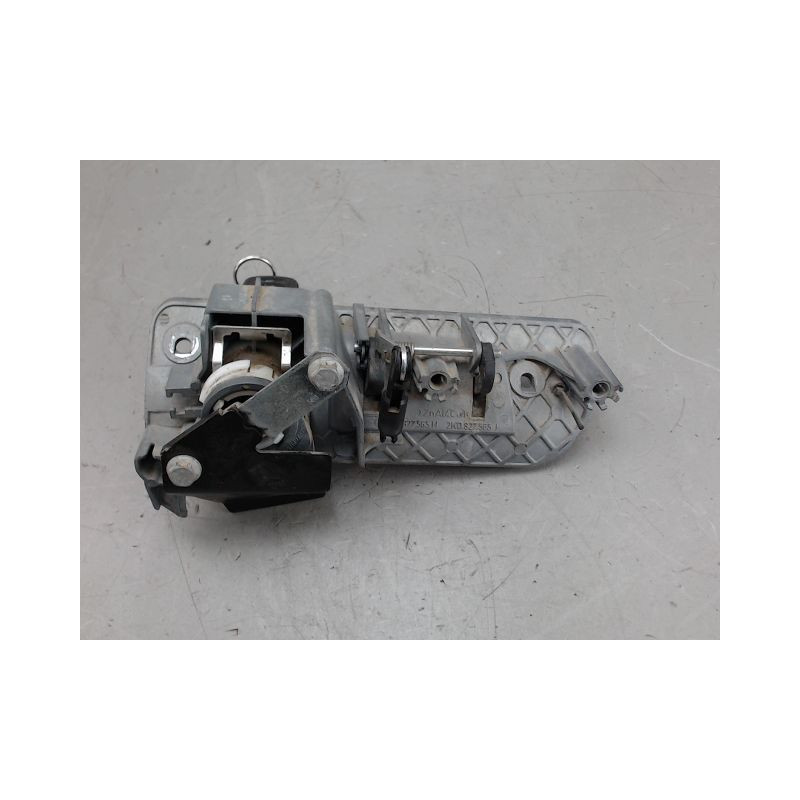 POIGNEE EXTERIEURE PORTE BATTANTE GAUCHE VOLKSWAGEN CADDY