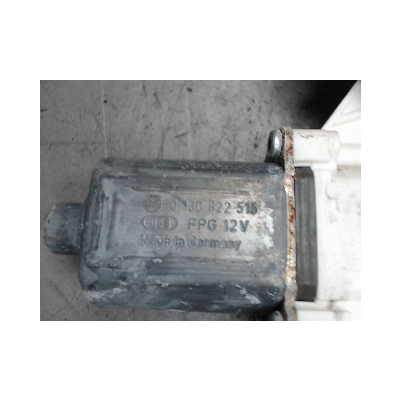 MECANISME+MOTEUR LEVE-GLACE AVANT DROIT B.M.W. SERIE 4