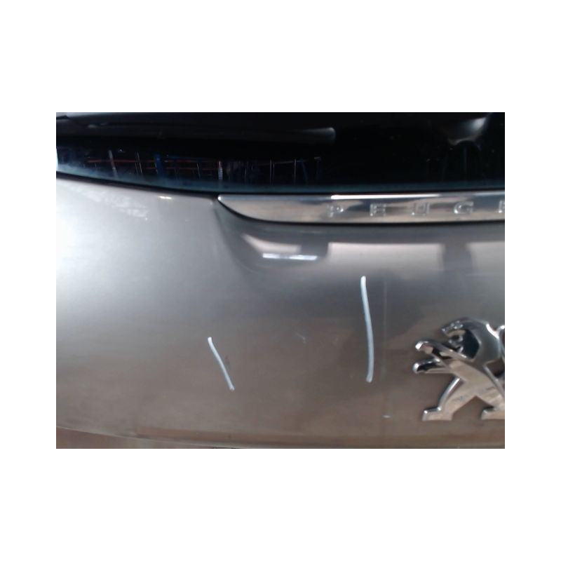 HAYON PEUGEOT 208