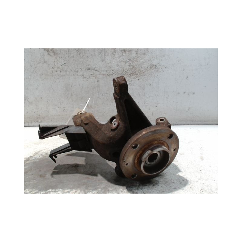PIVOT AVANT GAUCHE PEUGEOT 206+ 2009-