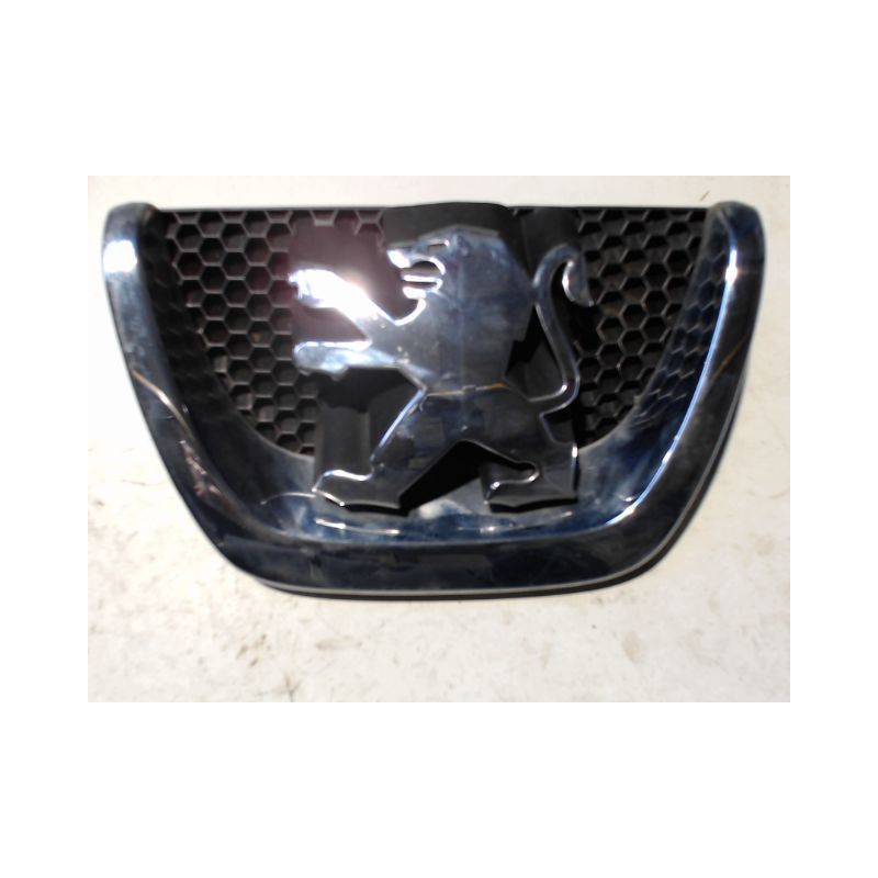SIGLE CALANDRE PEUGEOT 207 3P