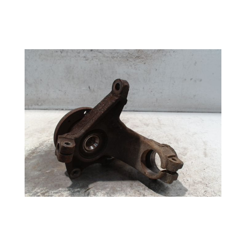 PIVOT AVANT GAUCHE PEUGEOT 206 SW 02-06