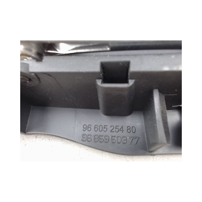 POIGNEE INTERIEURE PORTE AVANT GAUCHE PEUGEOT 508
