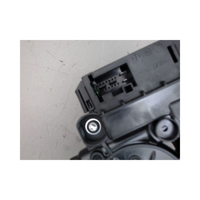 MECANISME LEVE-GLACE AVANT DROIT VOLKSWAGEN POLO
