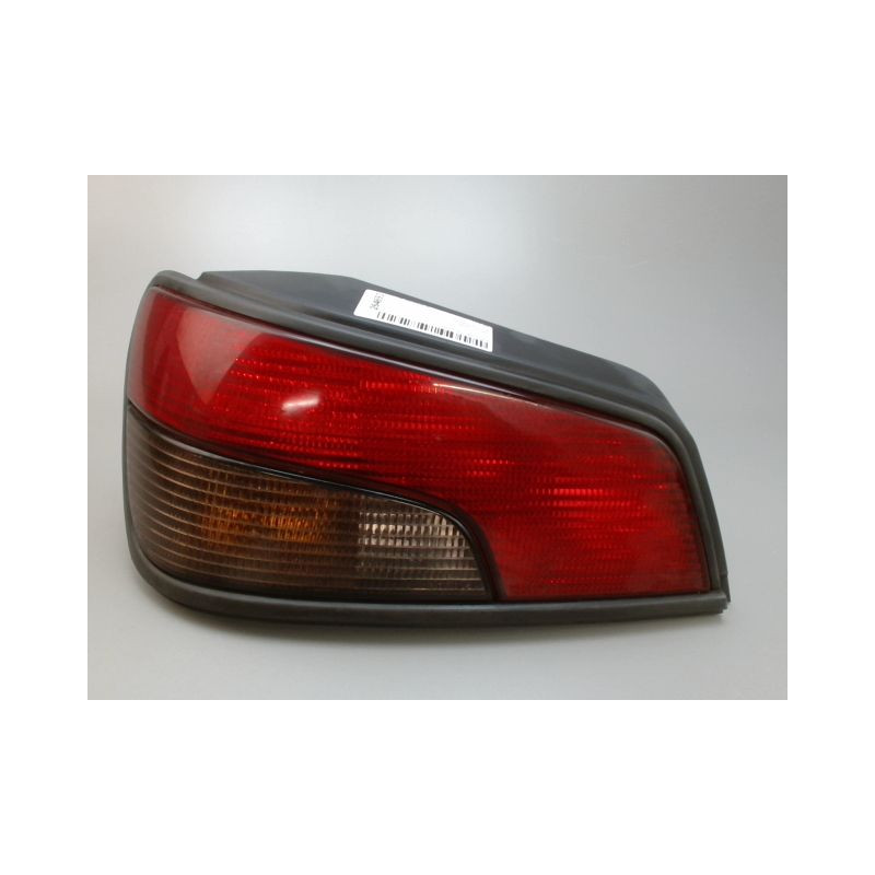 FEU ARRIERE GAUCHE  PEUGEOT 306