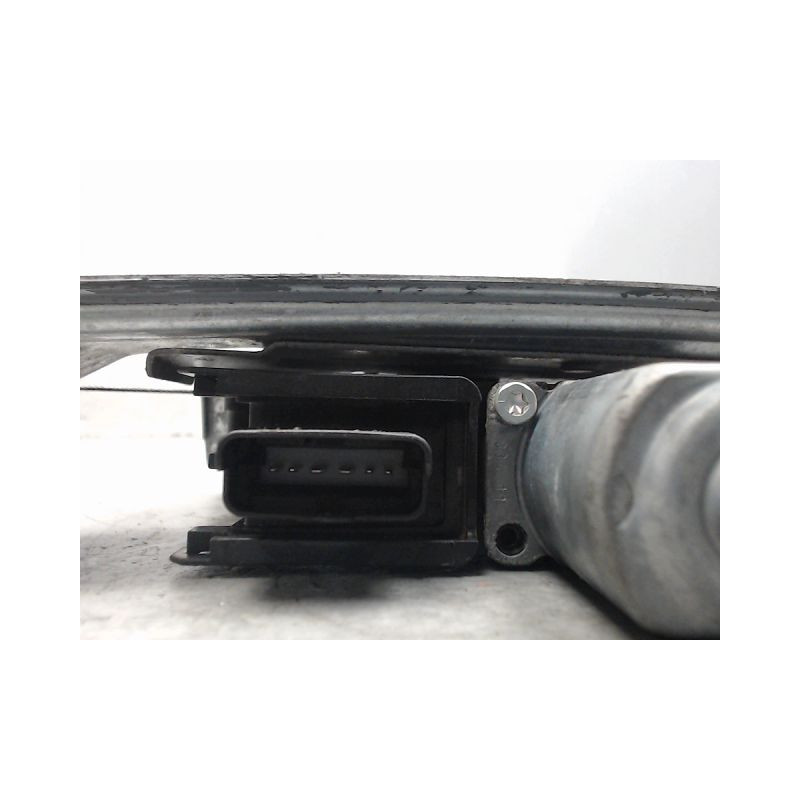 MECANISME+MOTEUR LEVE-GLACE AVANT GAUCHE PEUGEOT 208