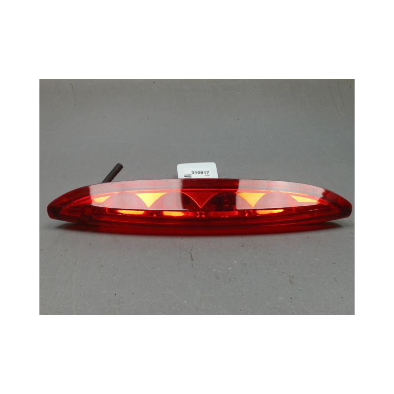FEUX STOP SUPPLEMENTAIRE PEUGEOT 208