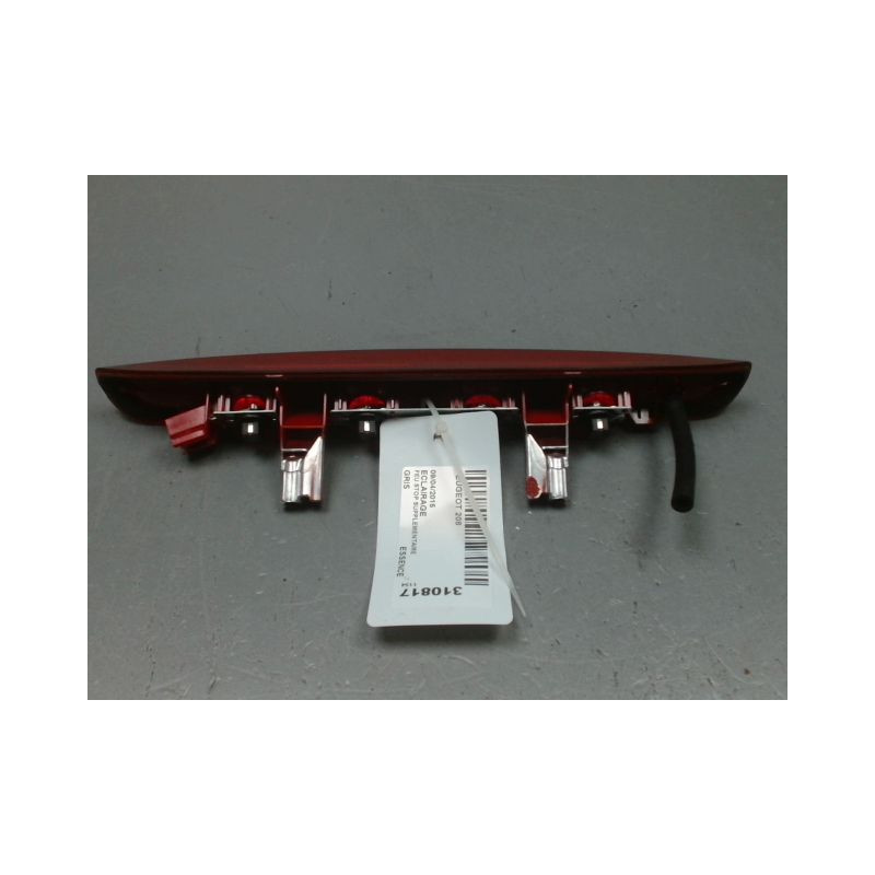 FEUX STOP SUPPLEMENTAIRE PEUGEOT 208