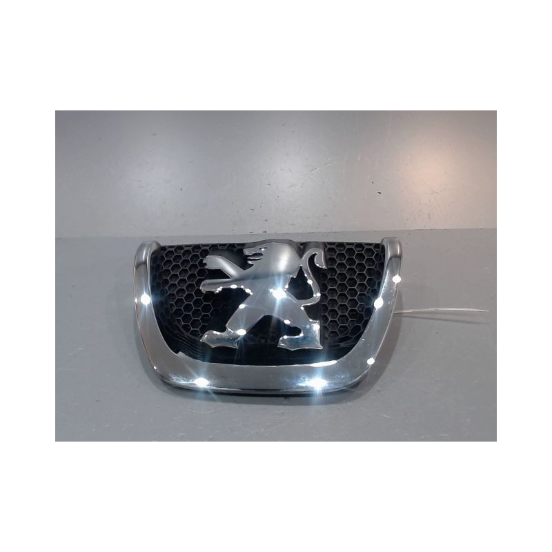 SIGLE CALANDRE PEUGEOT 207