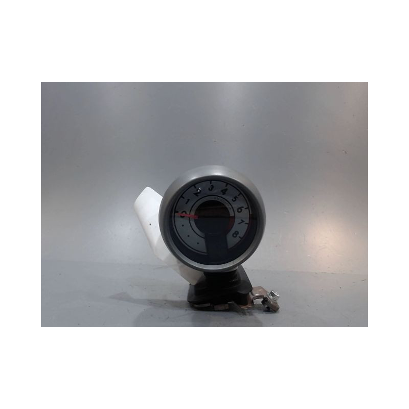 COMPTE TOURS PEUGEOT 107