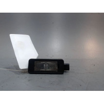 ECLAIREUR PLAQUE DE POLICE GAUCHE PEUGEOT 208