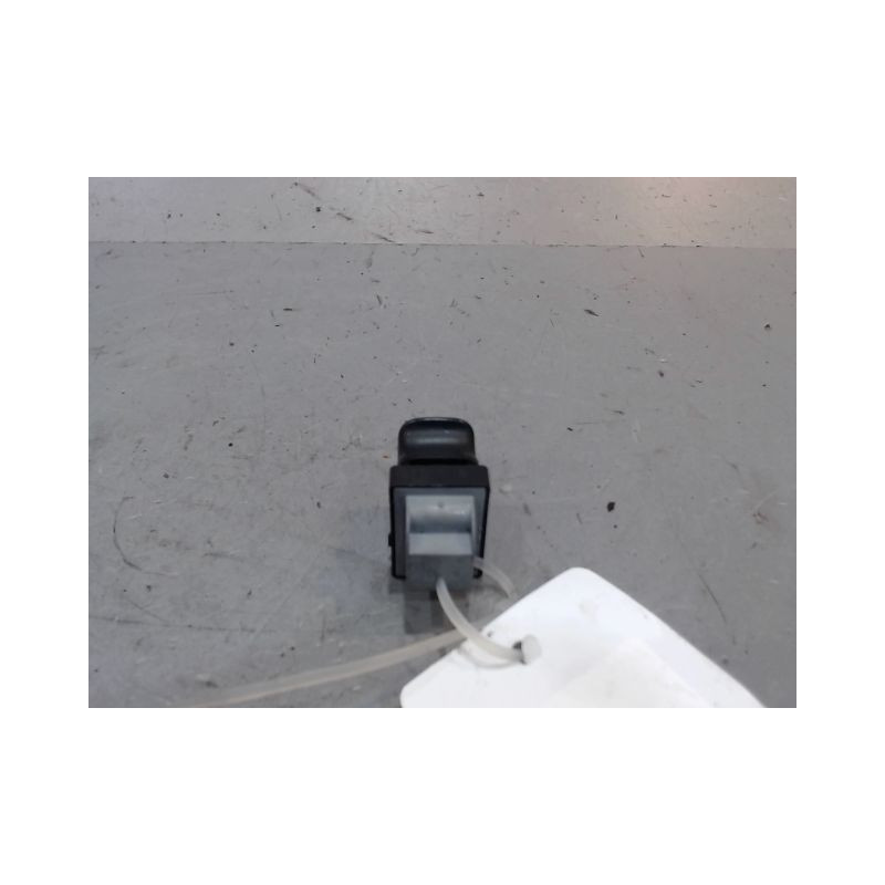 COMMANDE LEVE-GLACE PORTE AVD AUDI A5