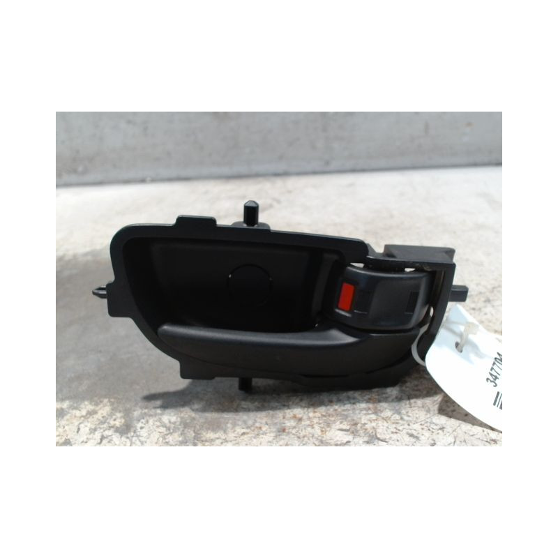 POIGNEE INTERIEURE PORTE AVANT DROIT PEUGEOT 108