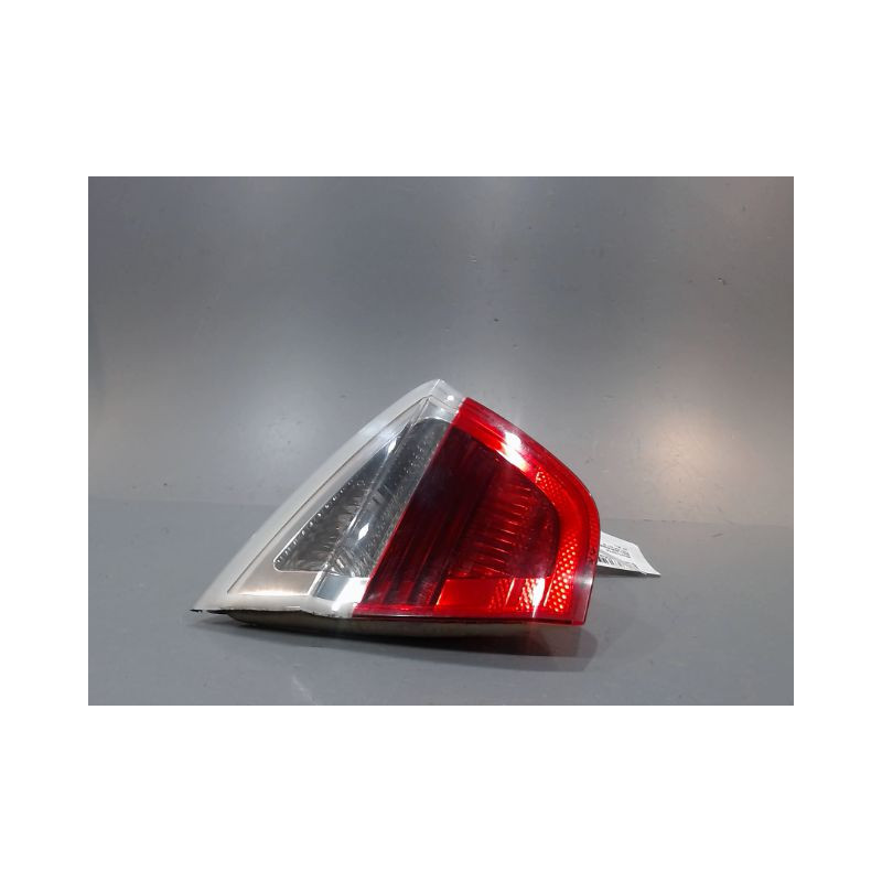 FEU ARRIERE INTERIEUR GAUCHE B.M.W. SERIE 3