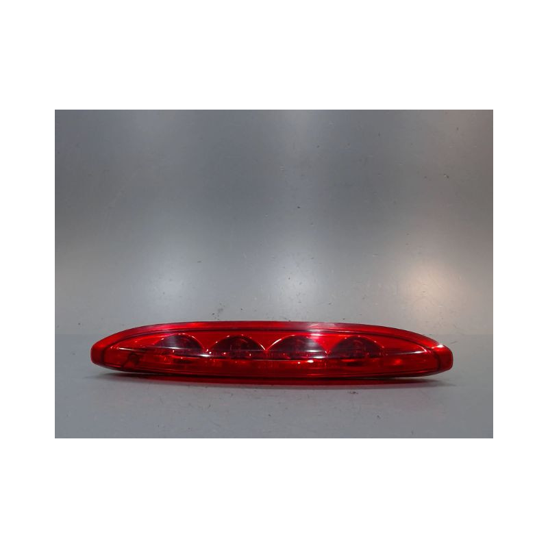 FEUX STOP SUPPLEMENTAIRE PEUGEOT 208