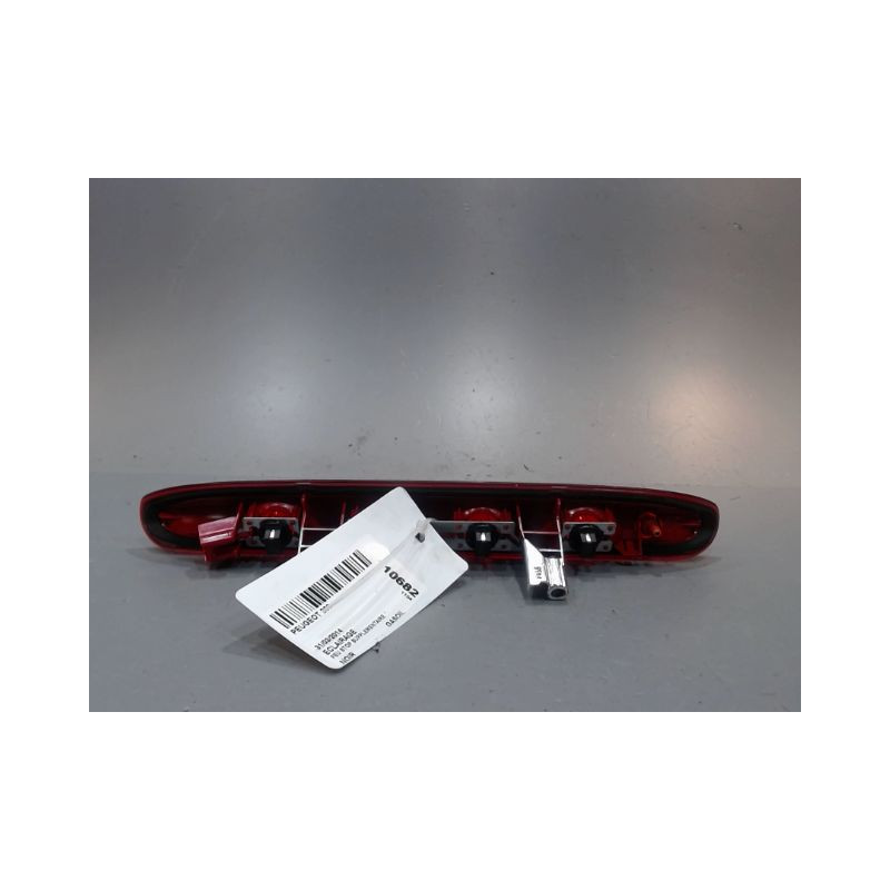 FEUX STOP SUPPLEMENTAIRE PEUGEOT 208
