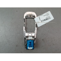 INTERIEUR COMMANDE FREIN A MAIN PEUGEOT 3008 2009-