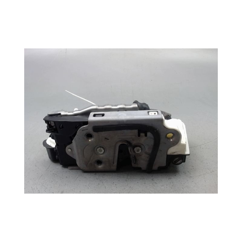 SYSTEME CONDAMNATION ARRIERE GAUCHE SEAT LEON 2009-