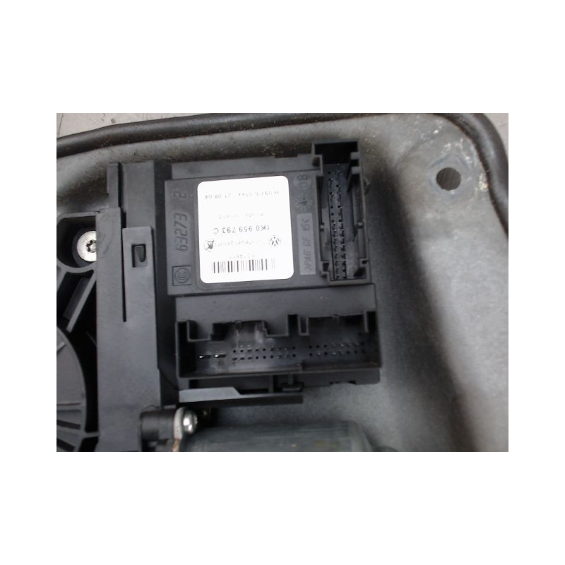MECANISME LEVE-GLACE AVANT GAUCHE VOLKSWAGEN GOLF