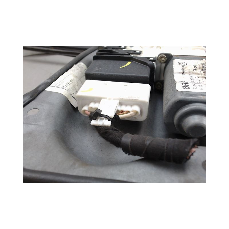 MECANISME LEVE-GLACE ARRIERE DROIT VOLKSWAGEN GOLF