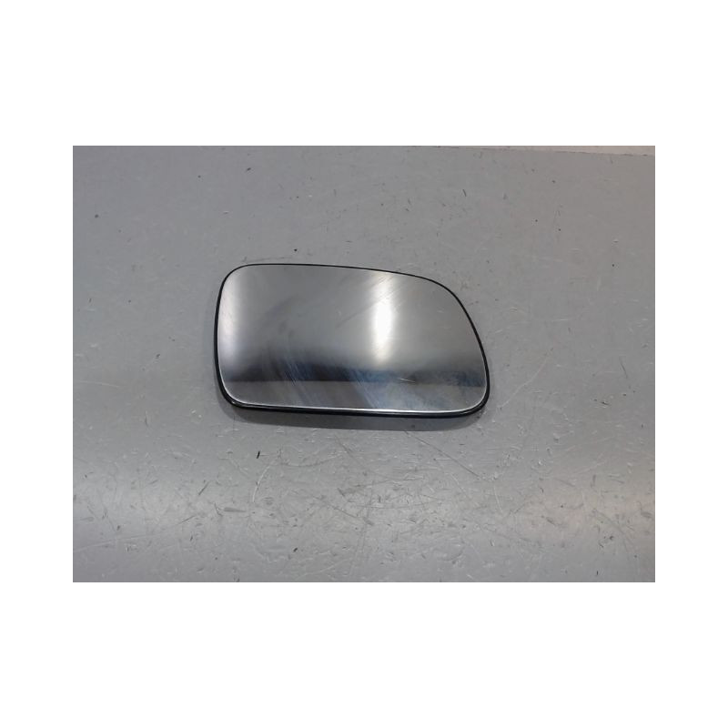GLACE RETROVISEUR EXT D PEUGEOT 307