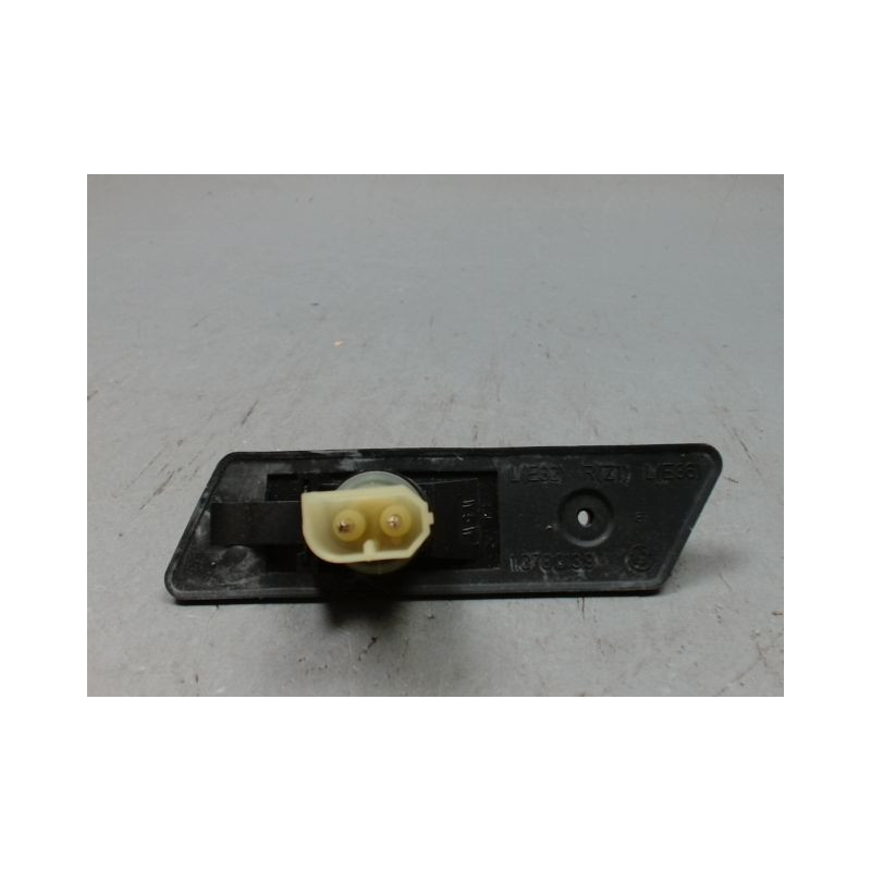 REPETITEUR AILE GAUCHE BMW SERIE 3