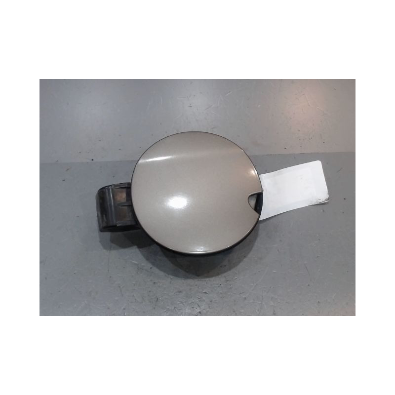 VOLET DE TRAPPE CARBURANT PEUGEOT 208