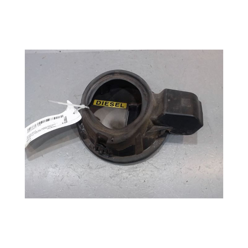 VOLET DE TRAPPE CARBURANT PEUGEOT 208
