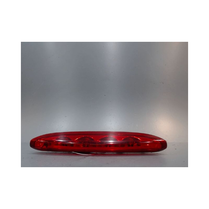 FEUX STOP SUPPLEMENTAIRE PEUGEOT 208