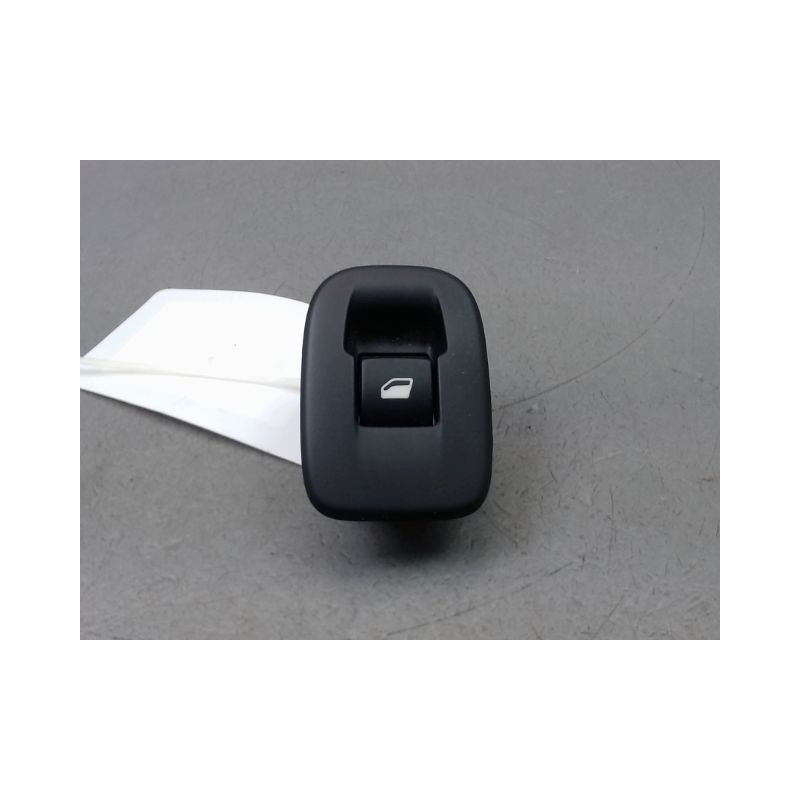 COMMANDE LEVE-GLACE PORTE ARD PEUGEOT 2008 Phase 1 2013-...