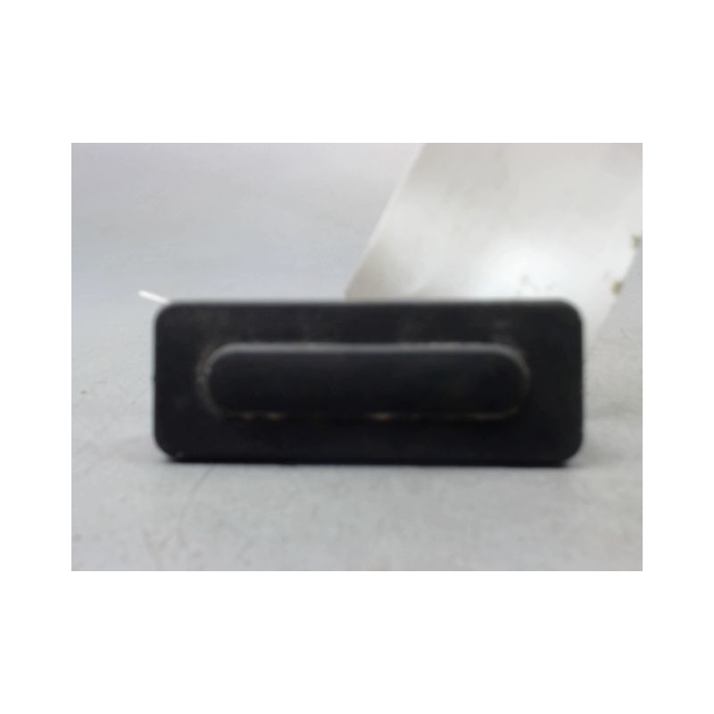 POIGNEE EXTERIEURE HAYON PEUGEOT 208