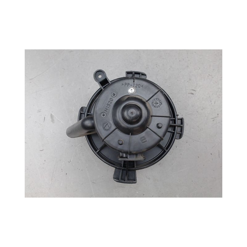 MOTEUR VENTILATEUR CHAUFFAGE PEUGEOT 307