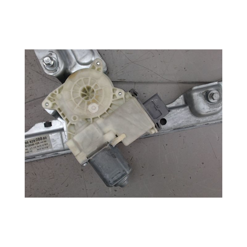 MECANISME LEVE-GLACE AVANT DROIT PEUGEOT 3008