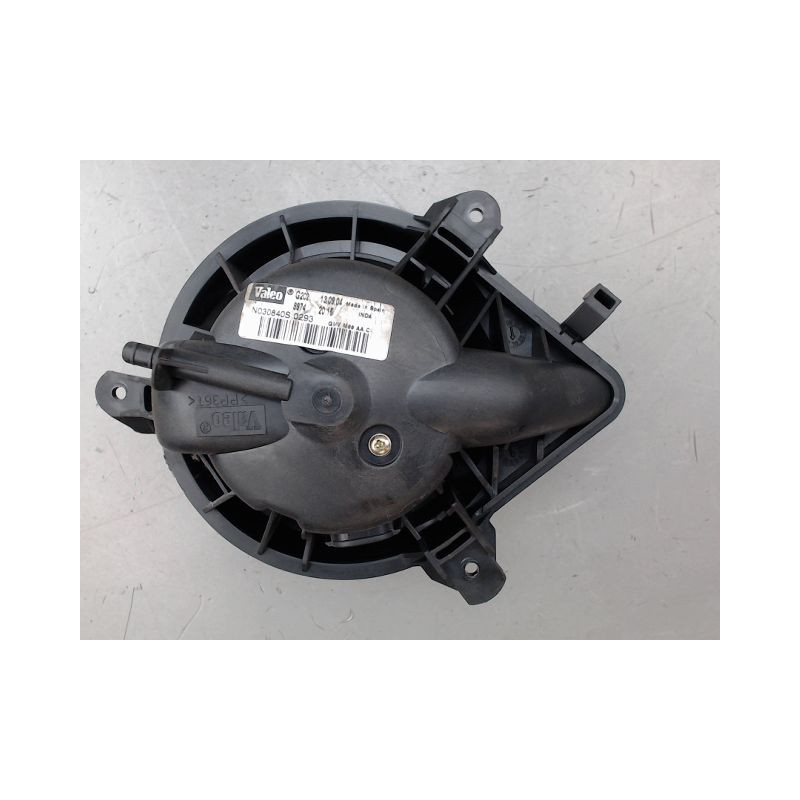 MOTEUR VENTILATEUR CHAUFFAGE PEUGEOT PARTNER