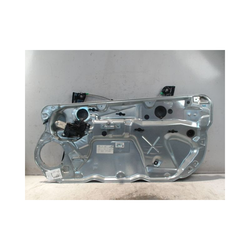 MECANISME+MOTEUR LEVE-GLACE AVANT DROIT VOLKSWAGEN POLO 2005-