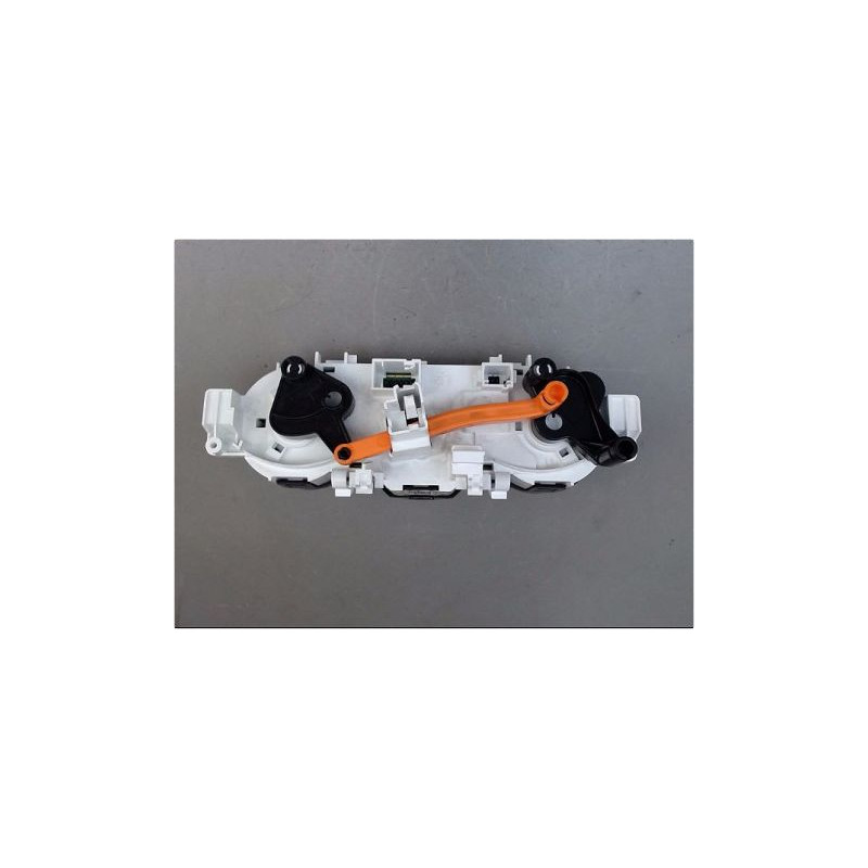 COMMANDE DE CHAUFFAGE PEUGEOT 208 12-15