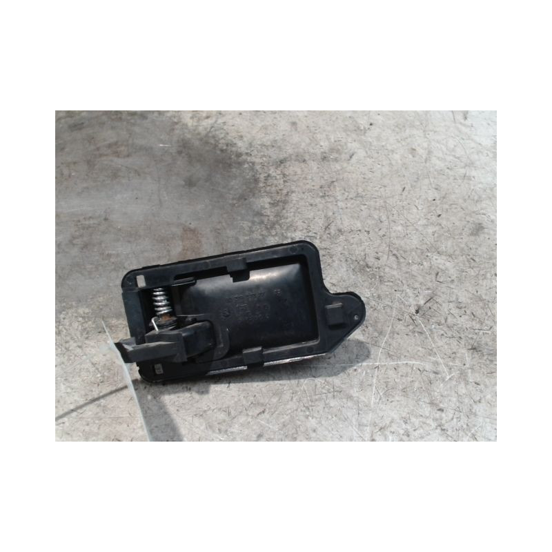 POIGNEE INTERIEURE PORTE AVANT DROIT PEUGEOT 106 96-2003