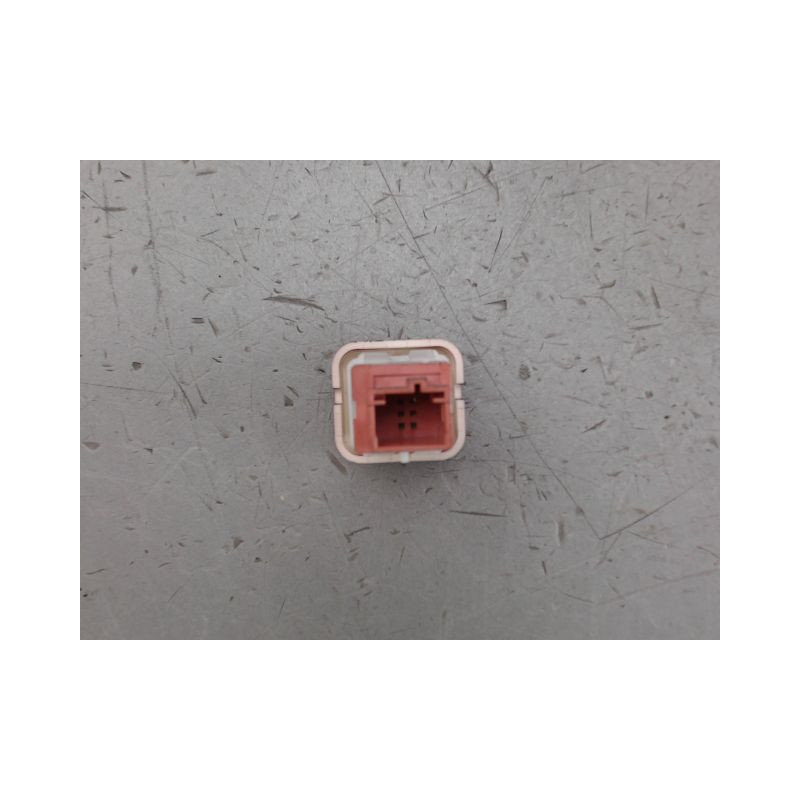 BOUTON DE WARNING PEUGEOT 1007