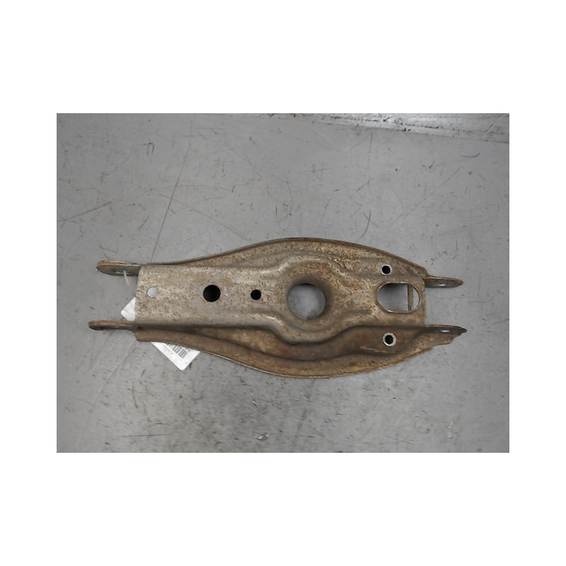 TRIANGLE INFERIEUR ARRIERE GAUCHE B.M.W. X1